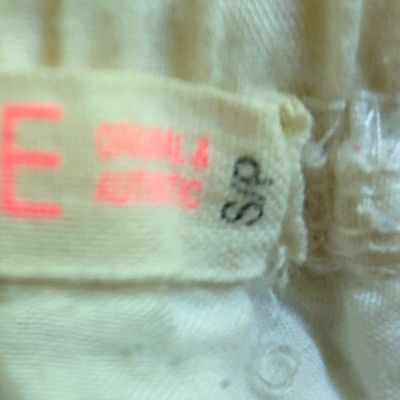 Ardene summer lace skirt semi-circular off white lined - Picture 3 of 3